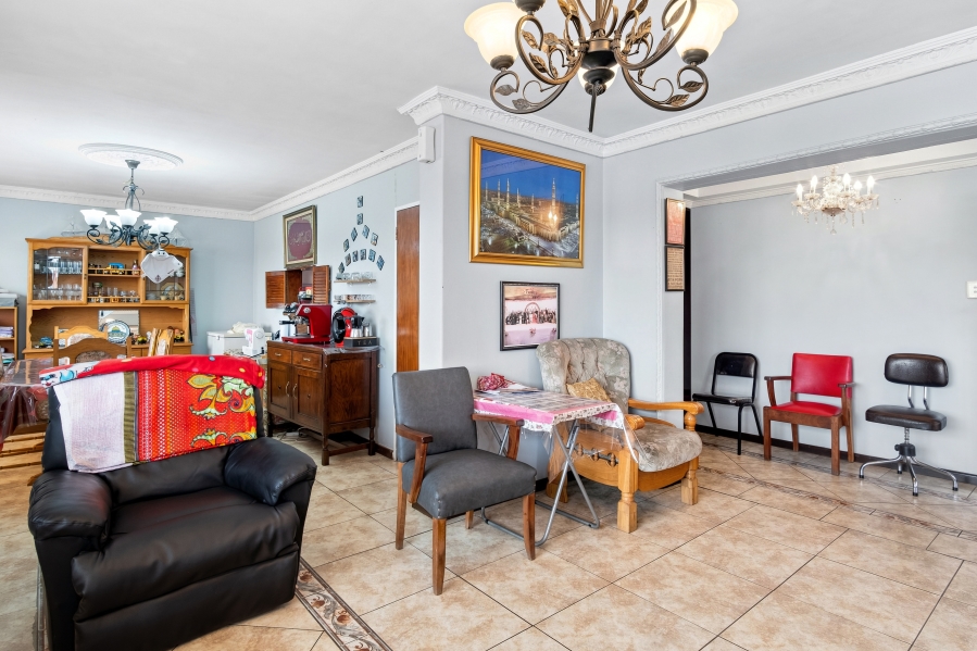3 Bedroom Property for Sale in Pinati Western Cape